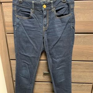 Women’s Size 6 American Eagle Skinny Jean